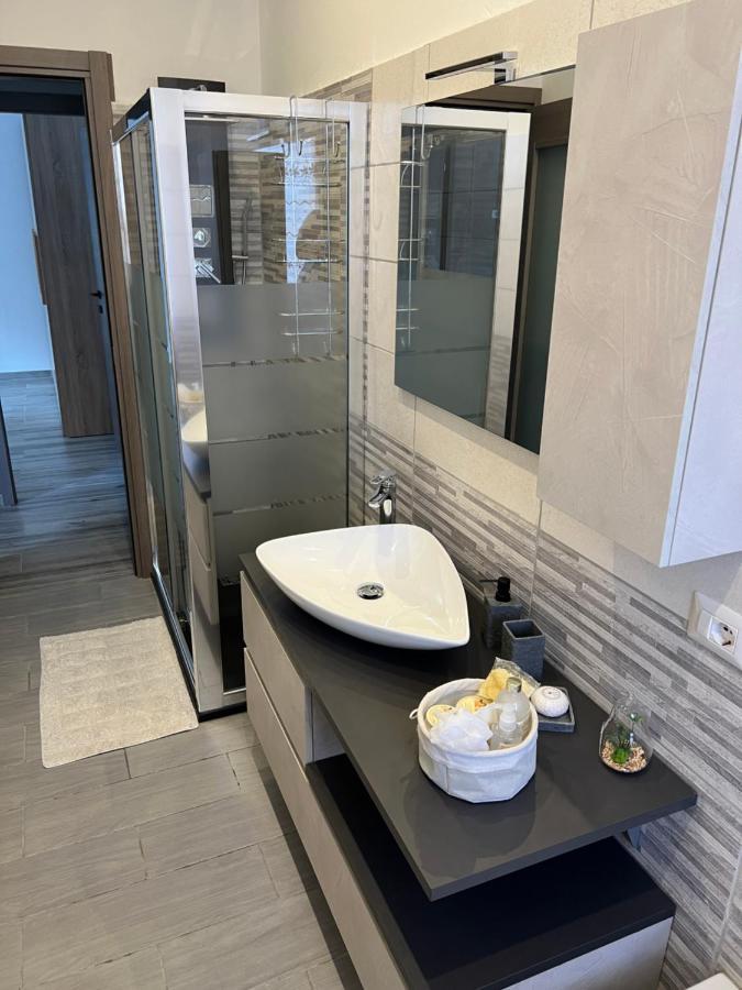 アローナCasa Di Afi, Perfect For 4 - Kitchen - Parking - Netflixアパートメント エクステリア 写真