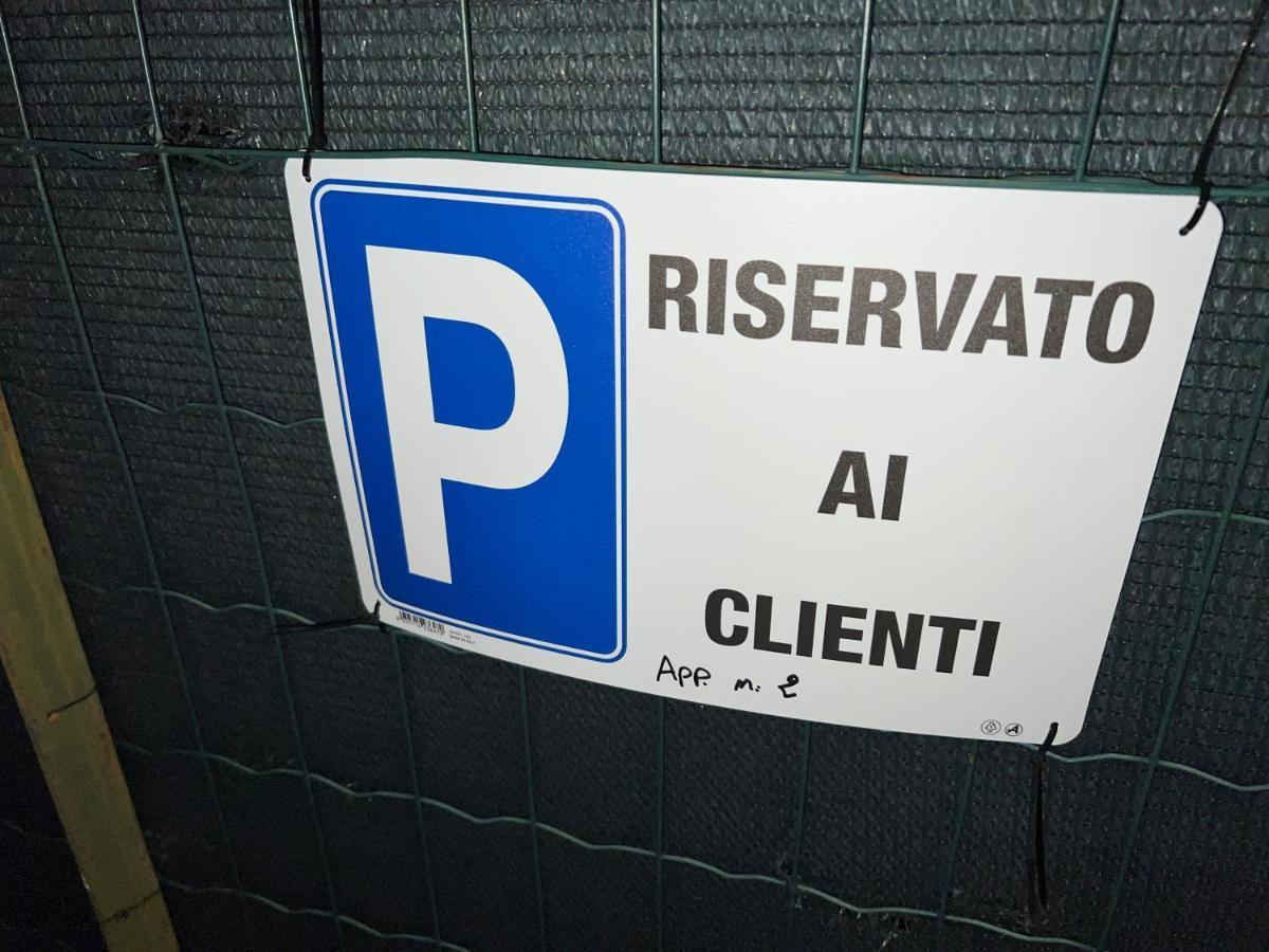アローナCasa Di Afi, Perfect For 4 - Kitchen - Parking - Netflixアパートメント エクステリア 写真