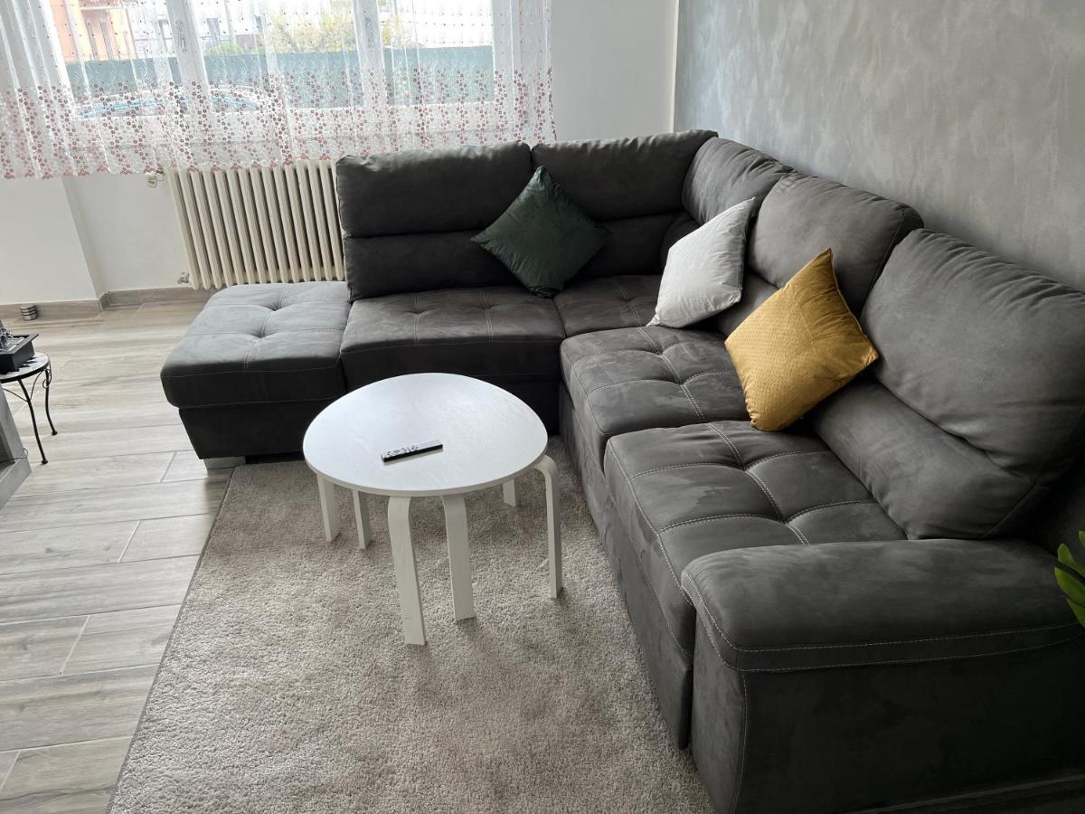 アローナCasa Di Afi, Perfect For 4 - Kitchen - Parking - Netflixアパートメント エクステリア 写真