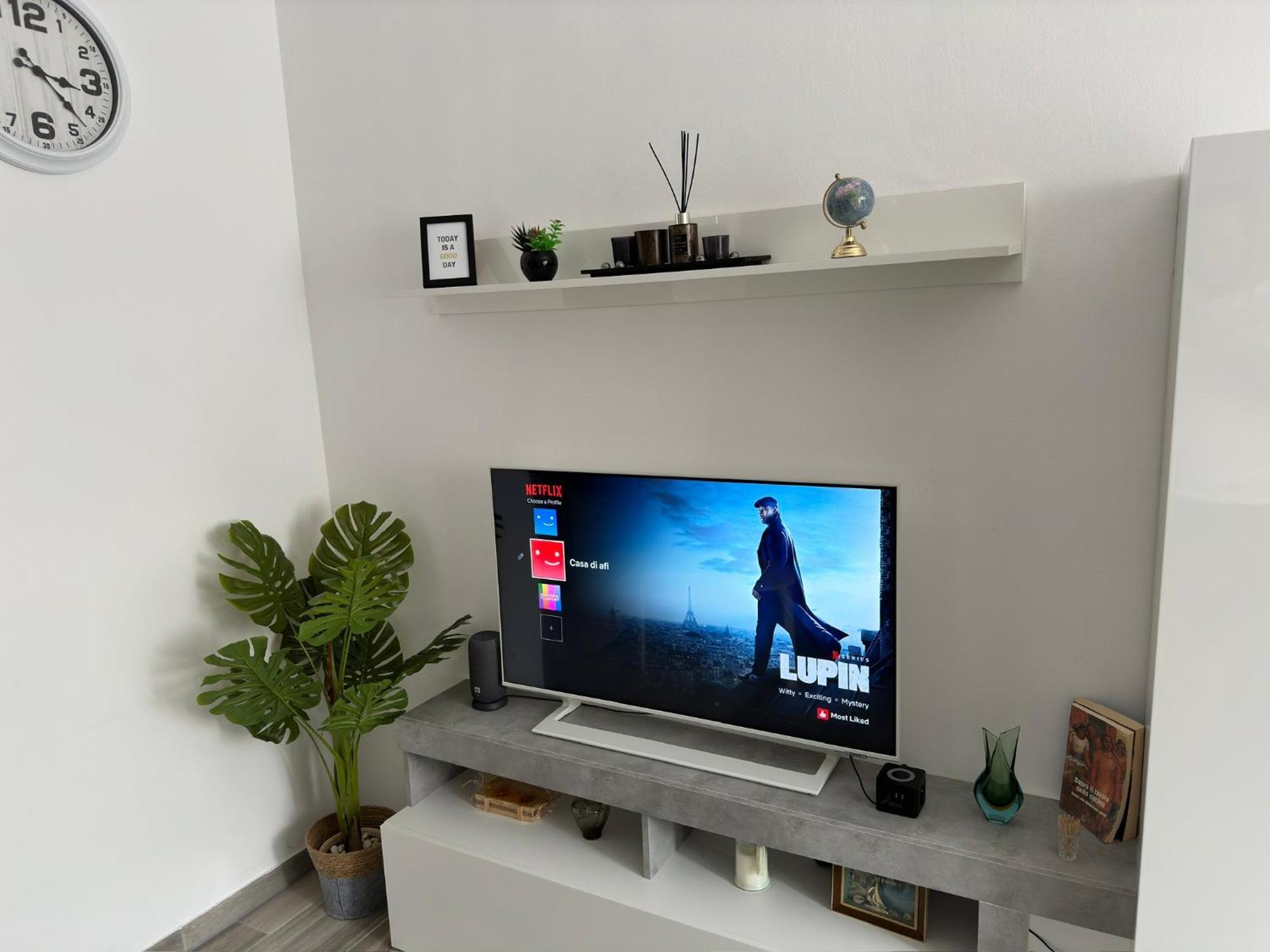 アローナCasa Di Afi, Perfect For 4 - Kitchen - Parking - Netflixアパートメント エクステリア 写真